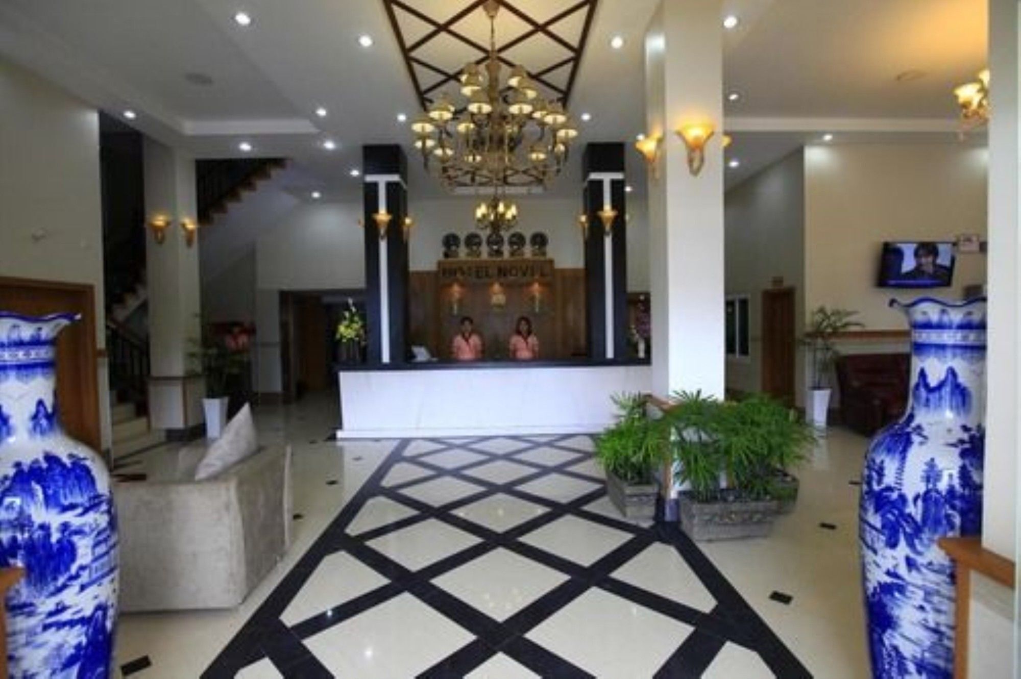 Hotel Novel Yangon Exterior photo