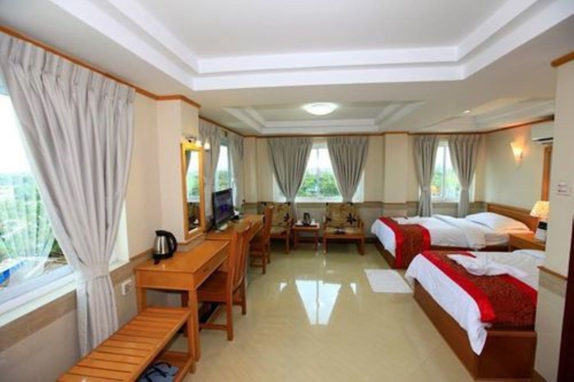 Hotel Novel Yangon Exterior photo