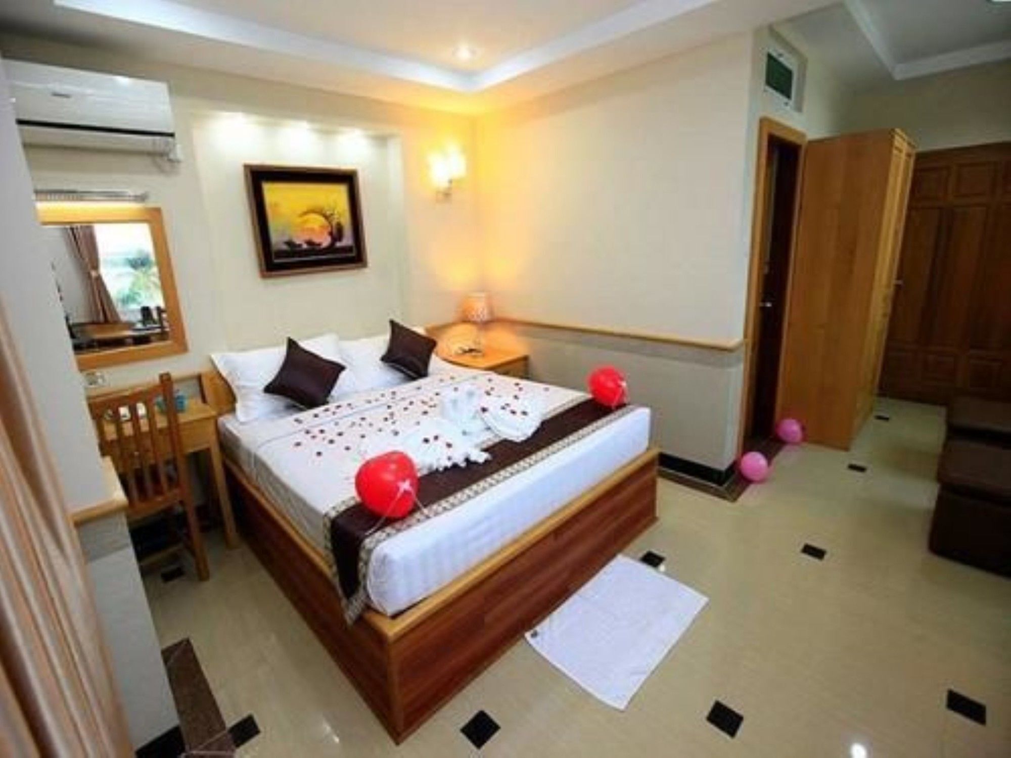 Hotel Novel Yangon Exterior photo