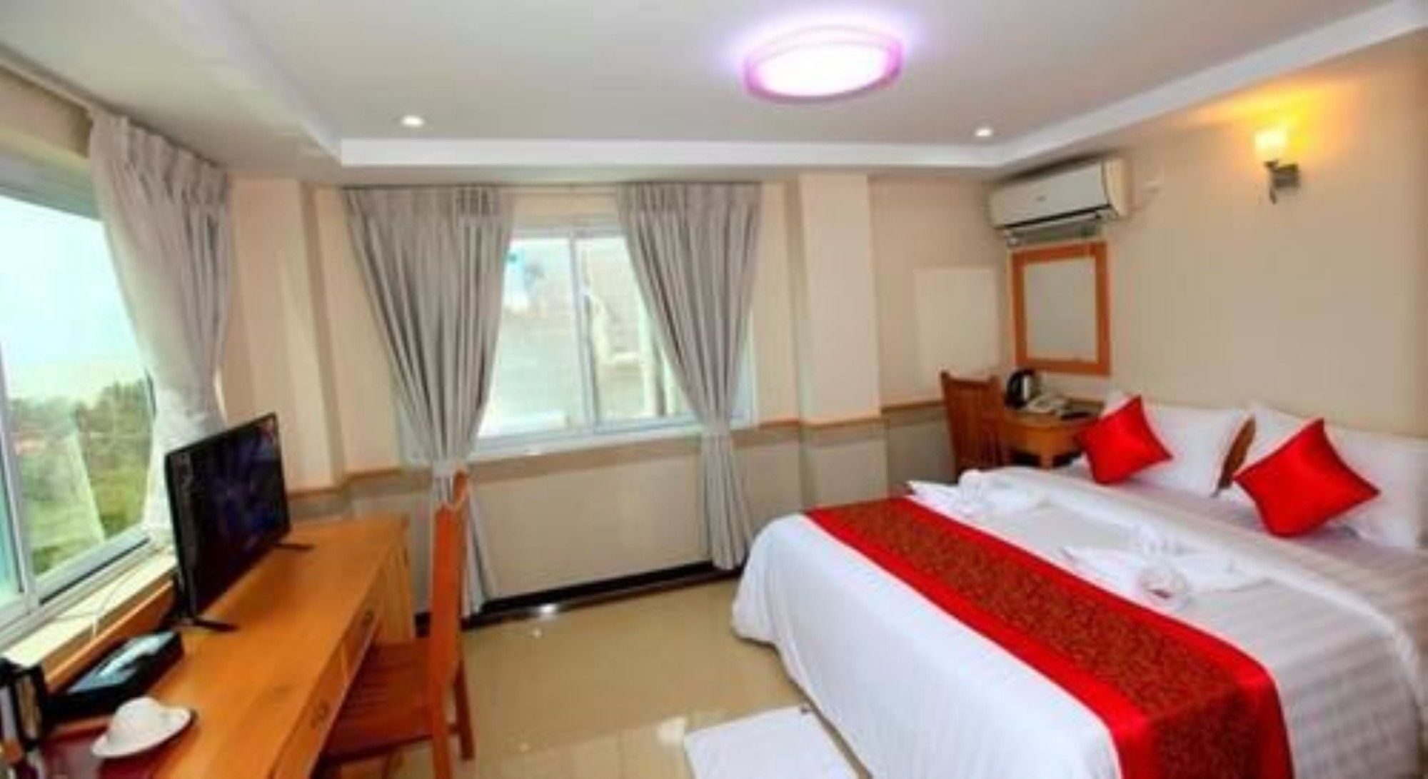 Hotel Novel Yangon Exterior photo