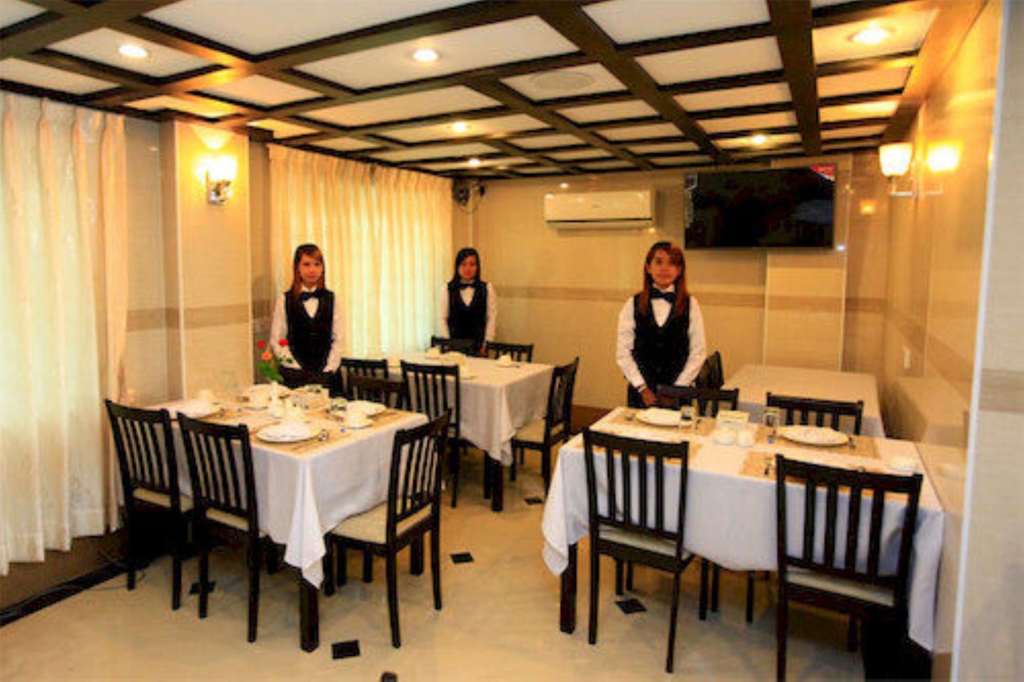 Hotel Novel Yangon Exterior photo