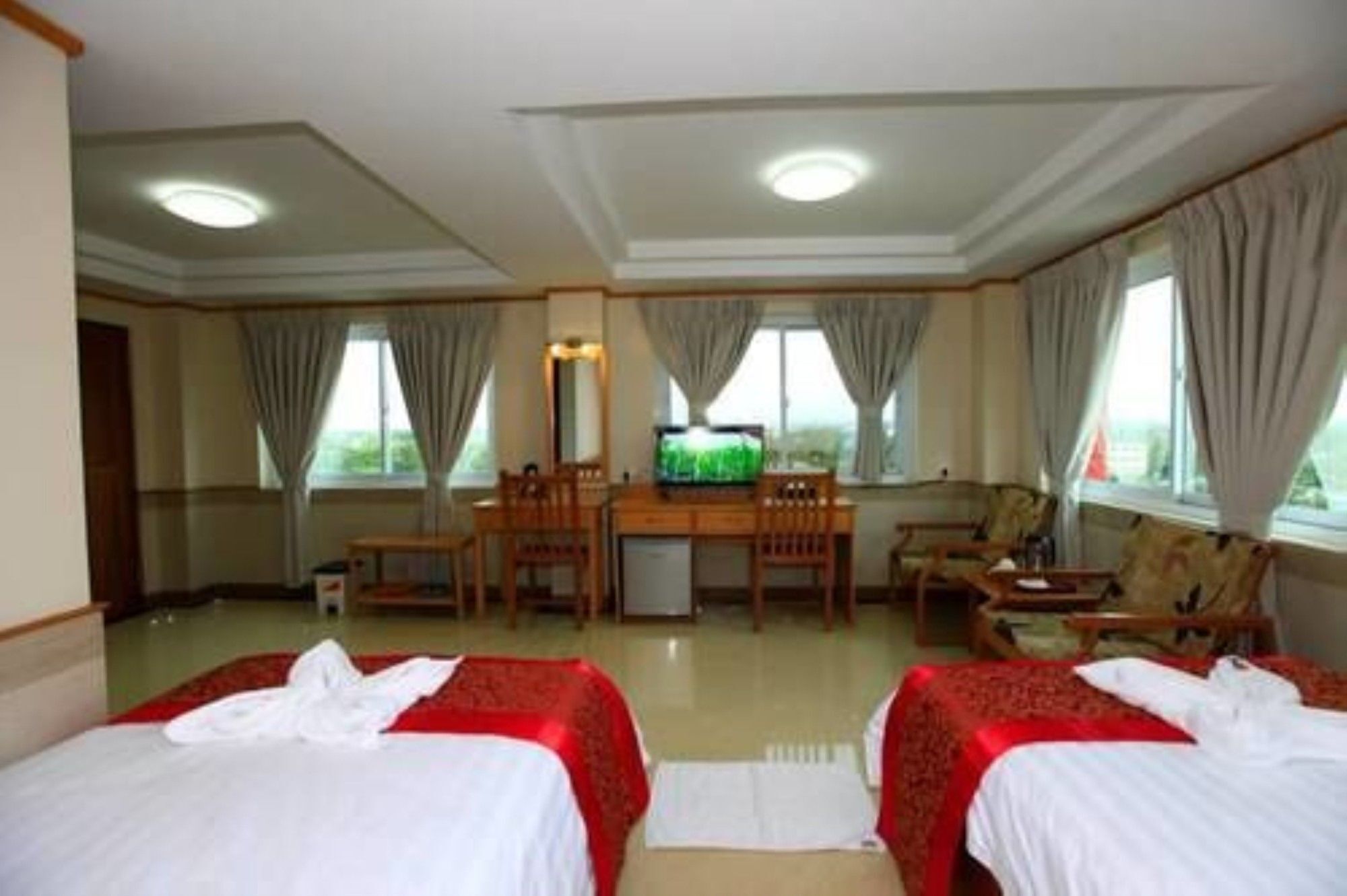 Hotel Novel Yangon Exterior photo